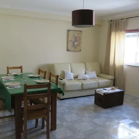 Casa Do Avo * Mangualde